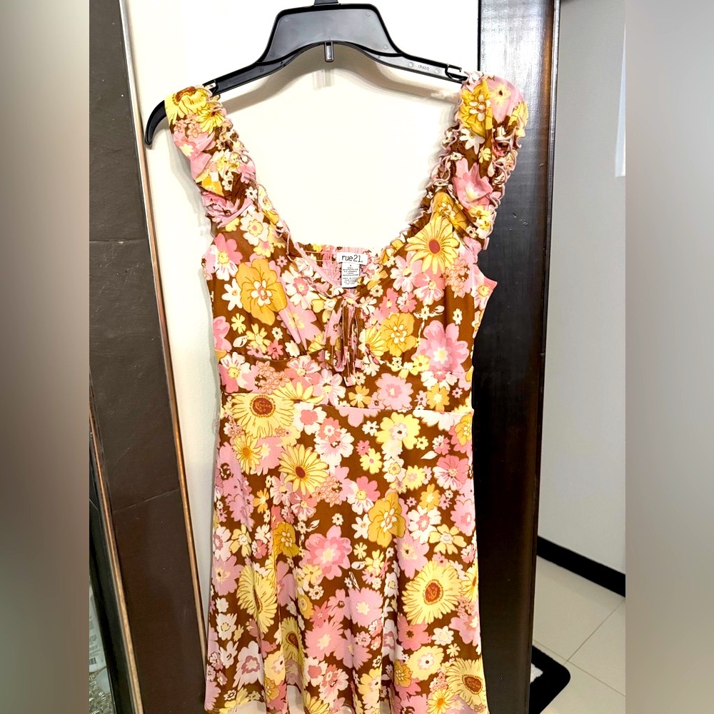Rue21 Pink and Brown Floral Blouse